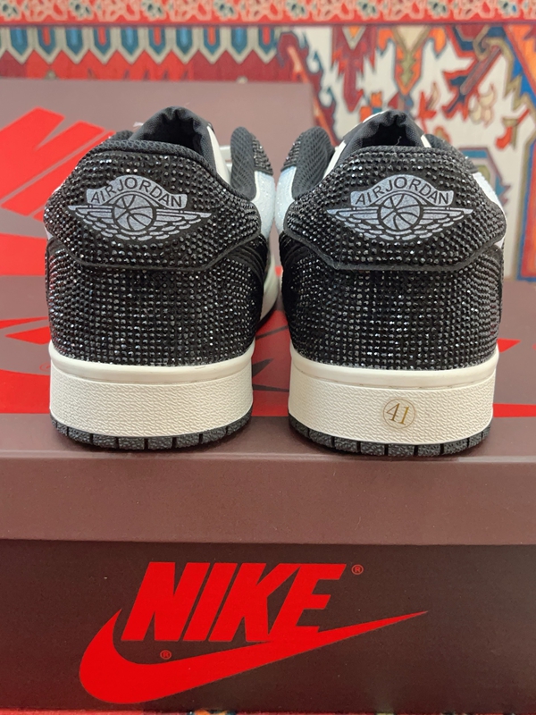 ナイキ靴着用イメージ